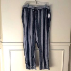Old Navy wide legged, elastic waisted pants, Size L